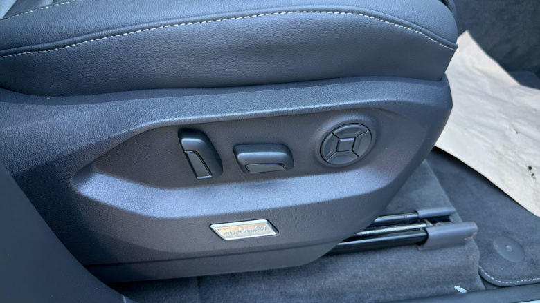 Volkswagen Touareg 3.0 V6 TDI 4Motion 286 Black Edition 5dr Tip Auto Diesel Estate